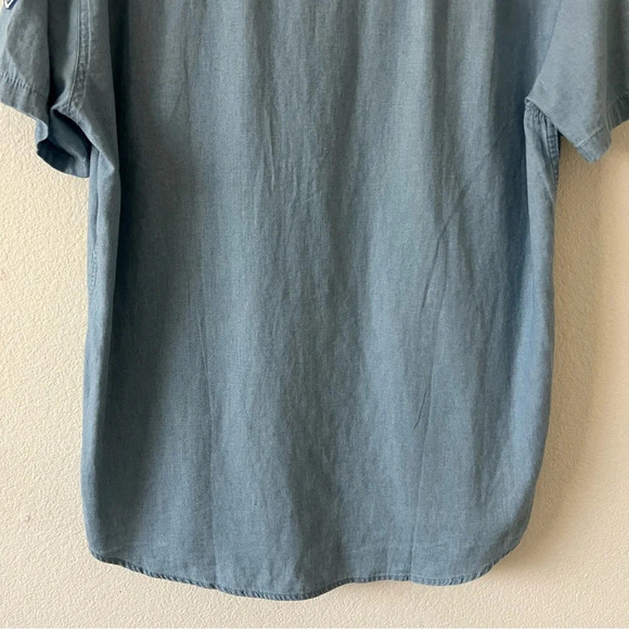 Disney Parks x Junk Food Pinocchio Jiminy Cricket Geppetto Chambray Camp Shirt M - Picture 11 of 16